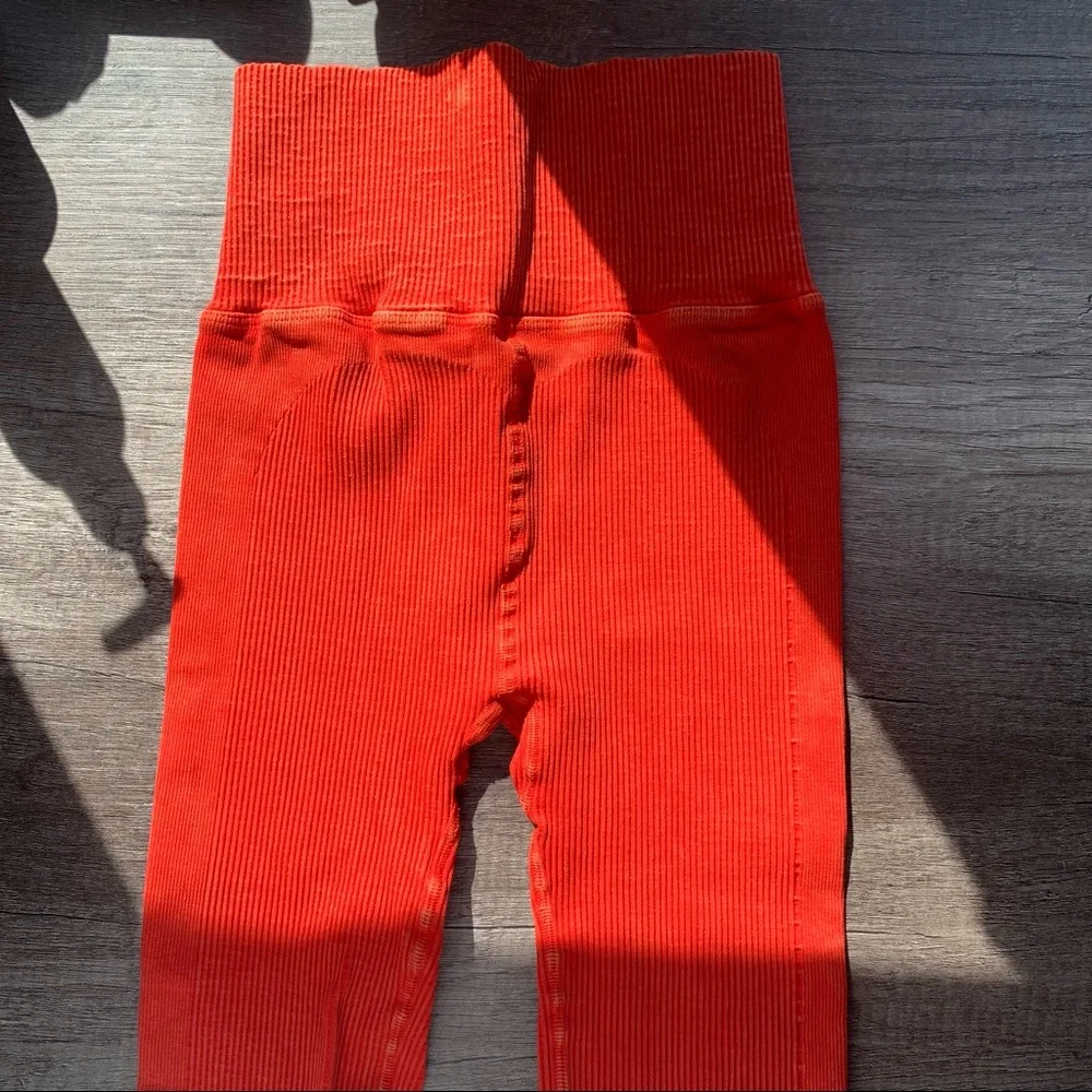 Free people Ultra High-Rise 7/8 Happiness Runs Leggings - Picture 6 of 6